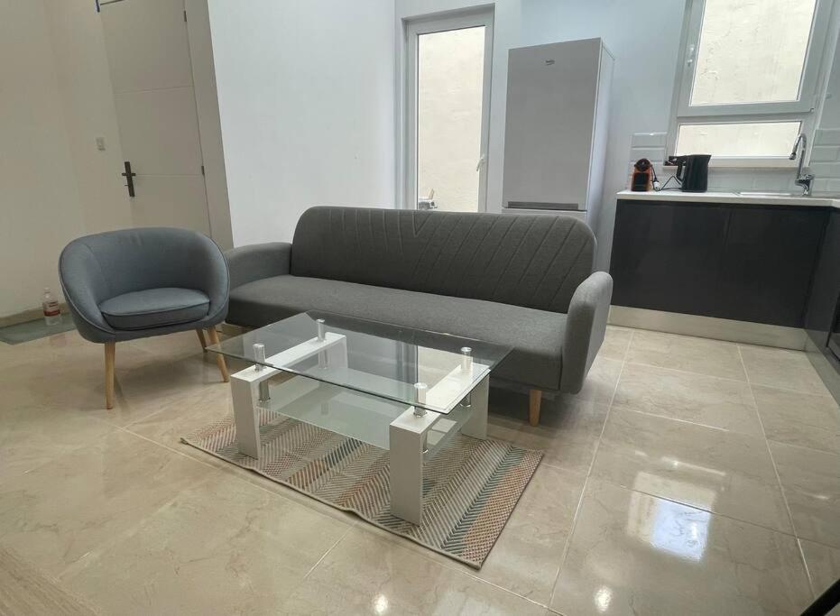 New Two Bedroom Flat Kamila On A Dwell * Sliema